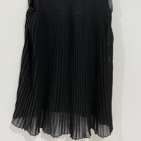 A Formal Ruffled Blouse - Picture 2 of 2